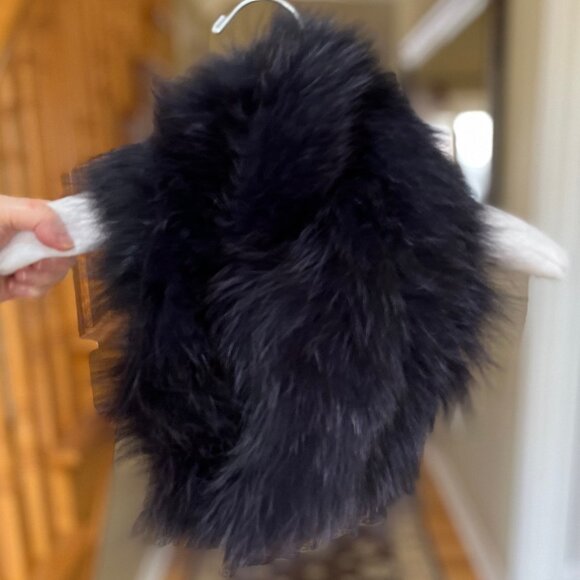 Fox Fur Infinity Scarf in Indigo Blue by Adrienne Landu - Authentic - Picture 7 of 14